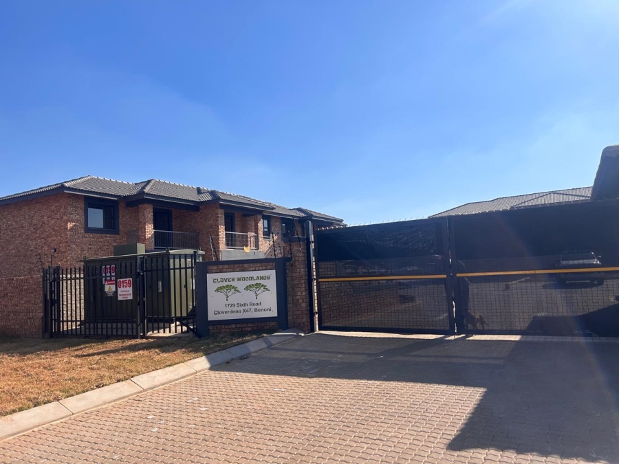 3 Bedroom Property for Sale in Cloverdene Gauteng