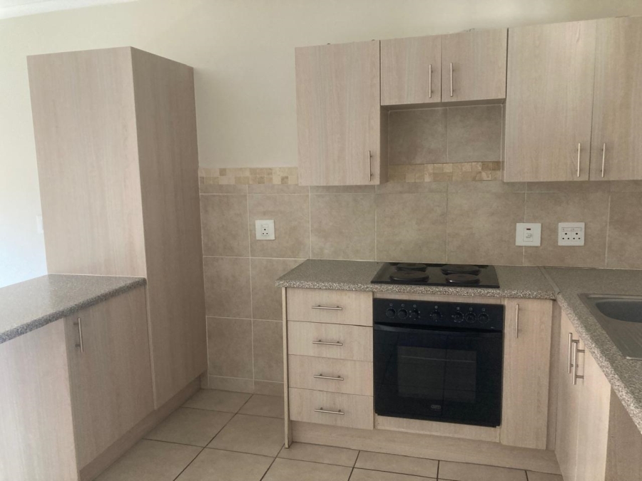1 Bedroom Property for Sale in Blue Hills Equestrian Estate Gauteng