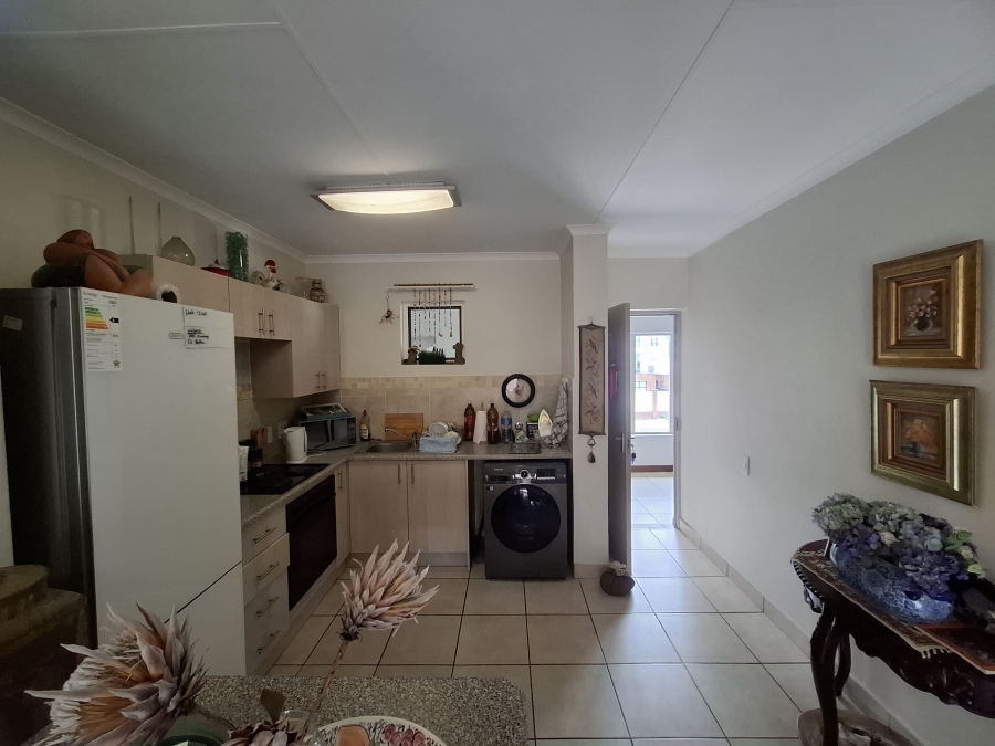 1 Bedroom Property for Sale in Blue Hills Equestrian Estate Gauteng