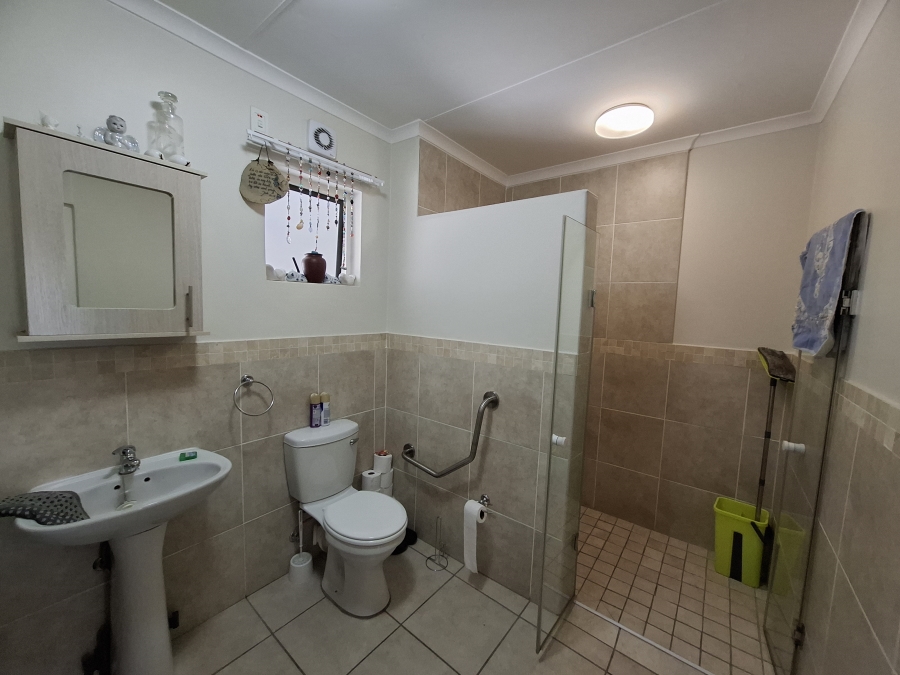 1 Bedroom Property for Sale in Blue Hills Equestrian Estate Gauteng
