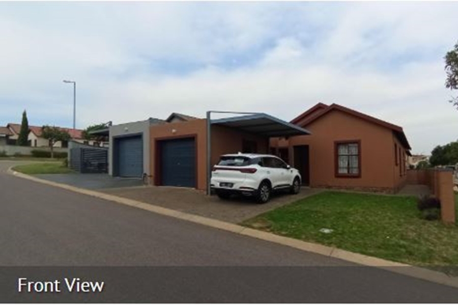 3 Bedroom Property for Sale in Kosmosdal Gauteng