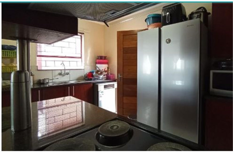 3 Bedroom Property for Sale in Kosmosdal Gauteng