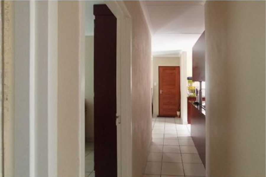 3 Bedroom Property for Sale in Kosmosdal Gauteng