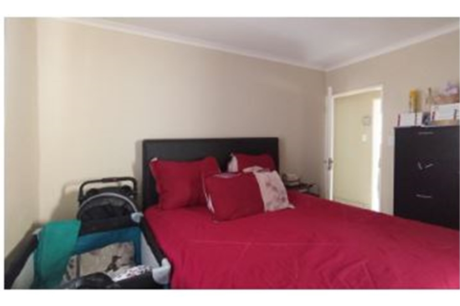 3 Bedroom Property for Sale in Kosmosdal Gauteng