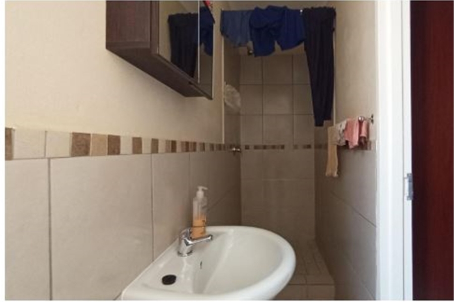 3 Bedroom Property for Sale in Kosmosdal Gauteng
