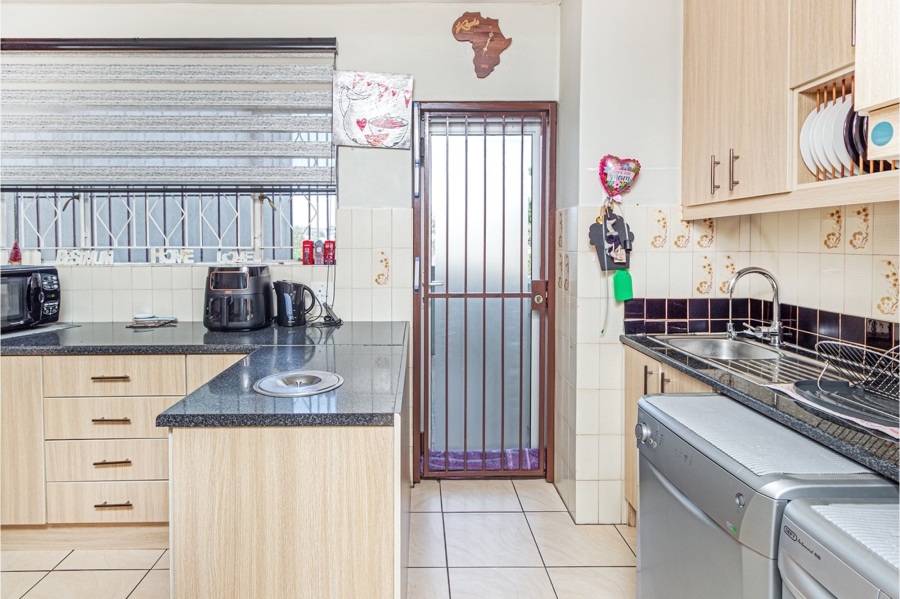 3 Bedroom Property for Sale in Quellerina Gauteng