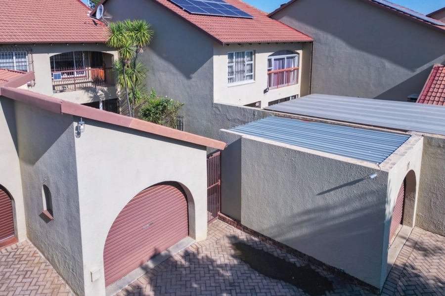 3 Bedroom Property for Sale in Quellerina Gauteng