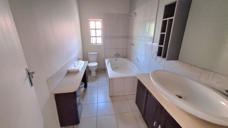3 Bedroom Property for Sale in Wonderboom South Gauteng