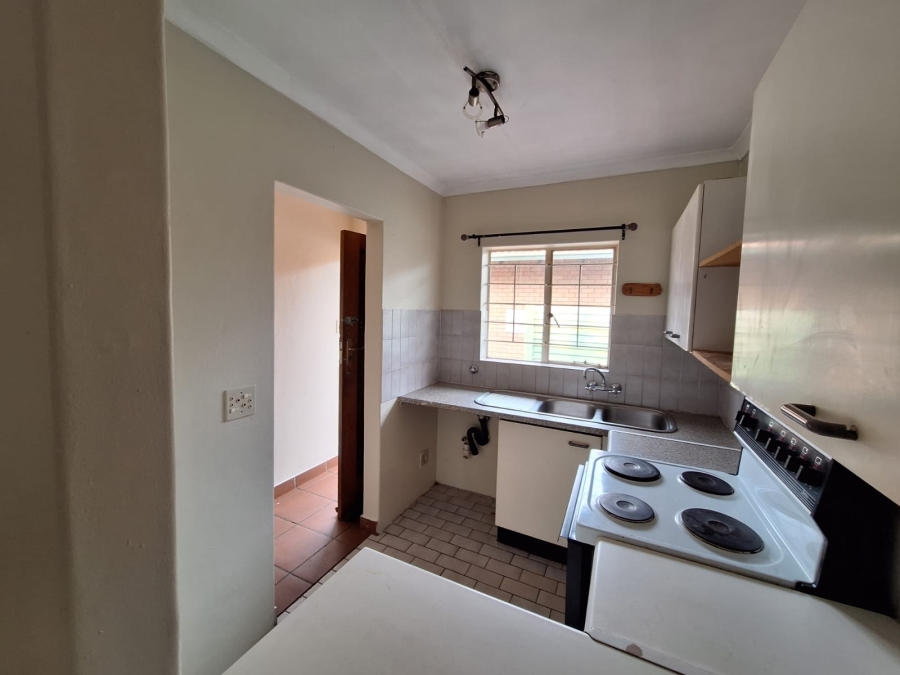 2 Bedroom Property for Sale in Annlin Gauteng