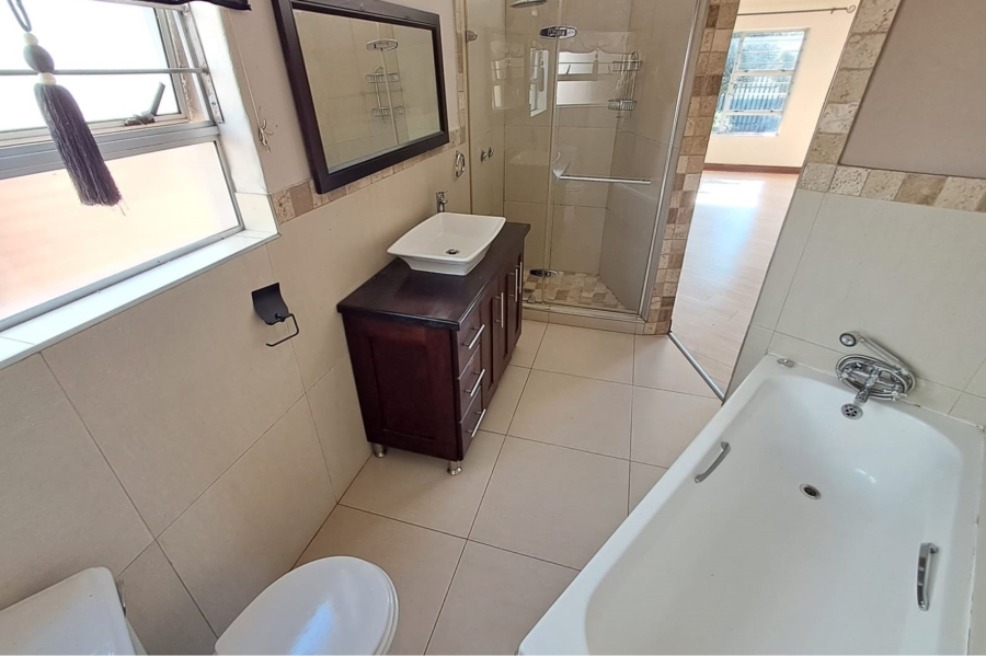 3 Bedroom Property for Sale in Clubview Gauteng