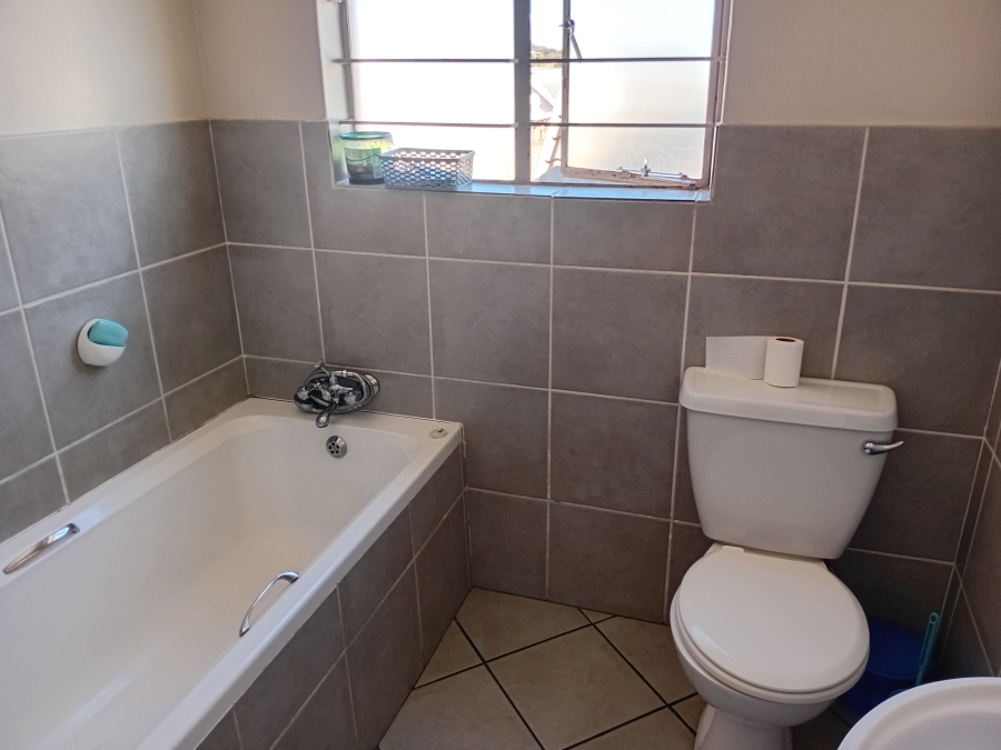 3 Bedroom Property for Sale in Willow Park Manor Gauteng