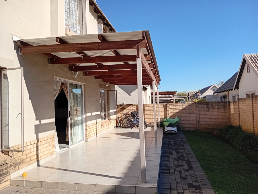 3 Bedroom Property for Sale in Willow Park Manor Gauteng