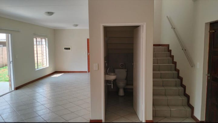 3 Bedroom Property for Sale in Willow Park Manor Gauteng