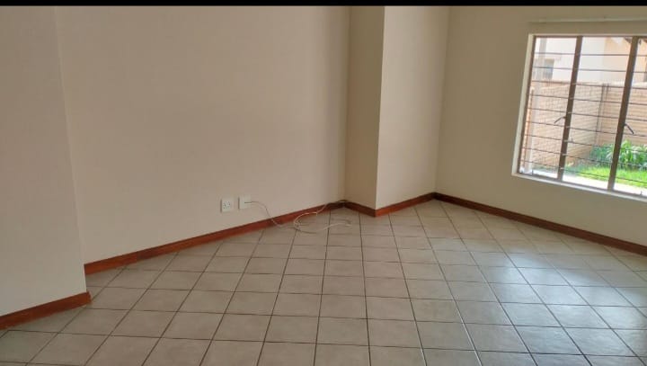 3 Bedroom Property for Sale in Willow Park Manor Gauteng