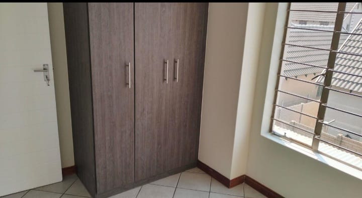 3 Bedroom Property for Sale in Willow Park Manor Gauteng