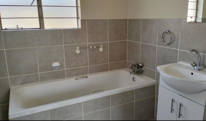 3 Bedroom Property for Sale in Willow Park Manor Gauteng