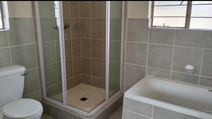 3 Bedroom Property for Sale in Willow Park Manor Gauteng