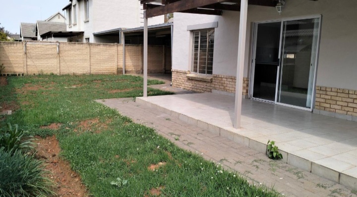 3 Bedroom Property for Sale in Willow Park Manor Gauteng
