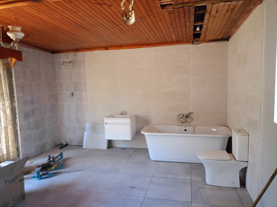 4 Bedroom Property for Sale in Three Rivers Gauteng
