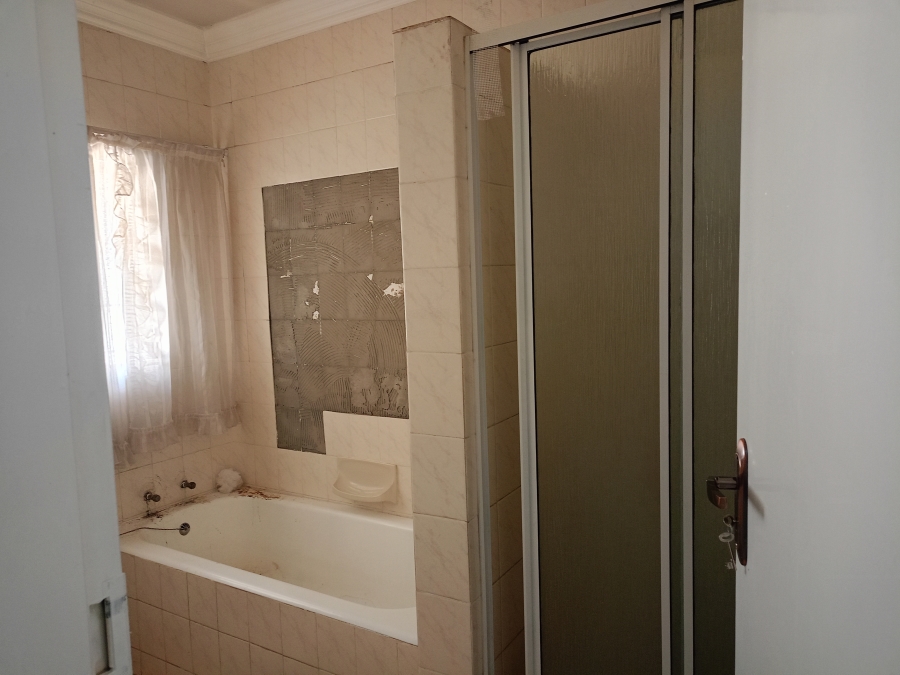 4 Bedroom Property for Sale in Three Rivers Gauteng