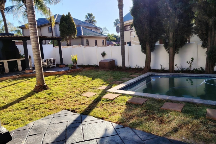 4 Bedroom Property for Sale in Moreleta Park Gauteng