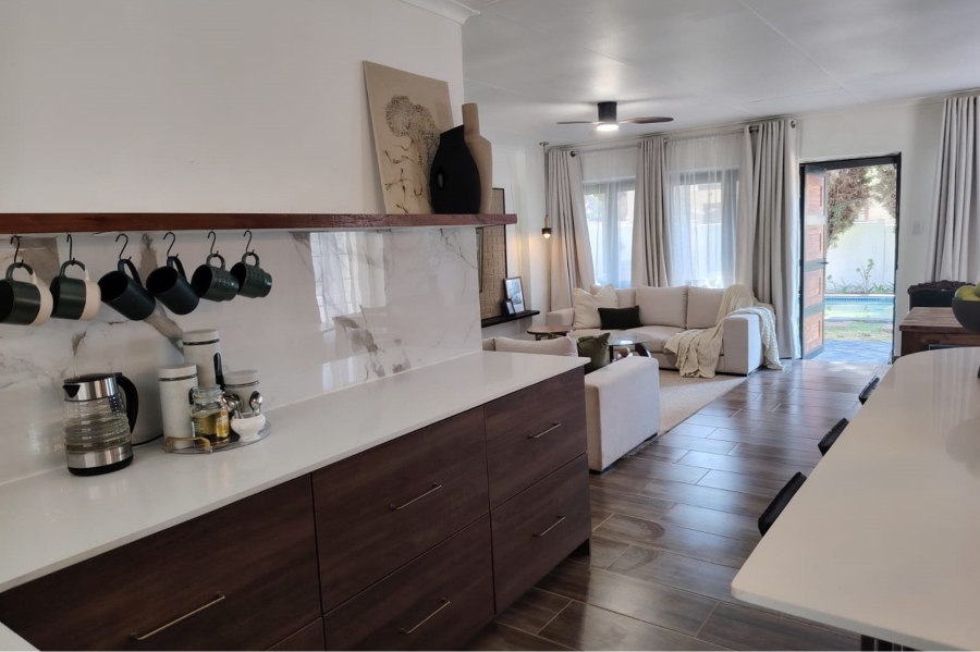 4 Bedroom Property for Sale in Moreleta Park Gauteng