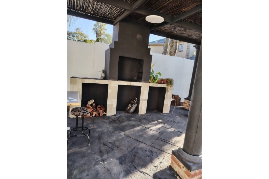 4 Bedroom Property for Sale in Moreleta Park Gauteng