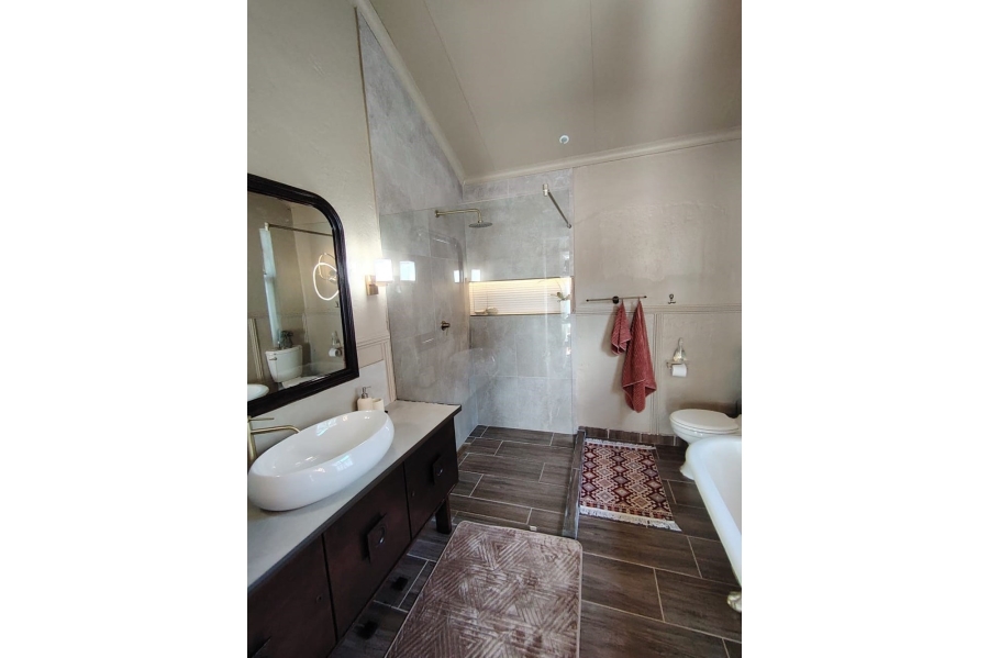 4 Bedroom Property for Sale in Moreleta Park Gauteng