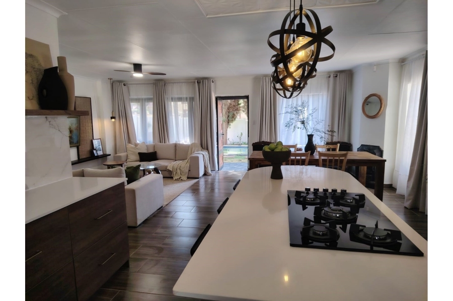 4 Bedroom Property for Sale in Moreleta Park Gauteng