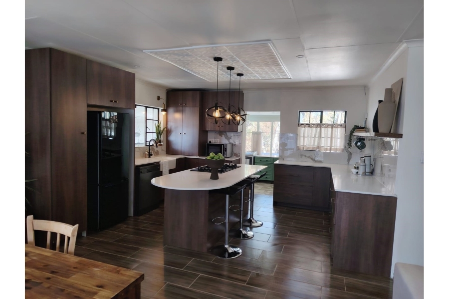 4 Bedroom Property for Sale in Moreleta Park Gauteng