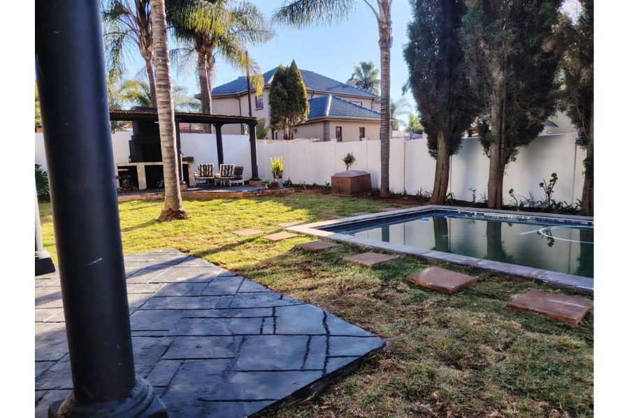 4 Bedroom Property for Sale in Moreleta Park Gauteng