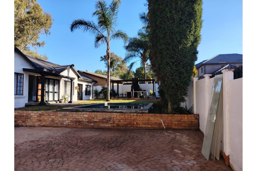 4 Bedroom Property for Sale in Moreleta Park Gauteng