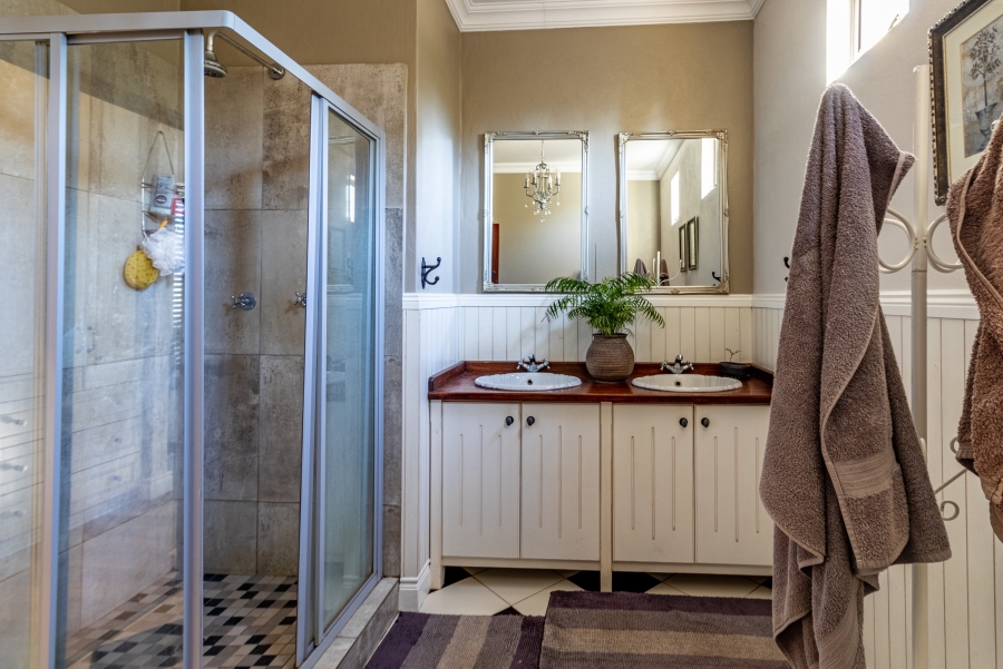 4 Bedroom Property for Sale in The Ridge Gauteng