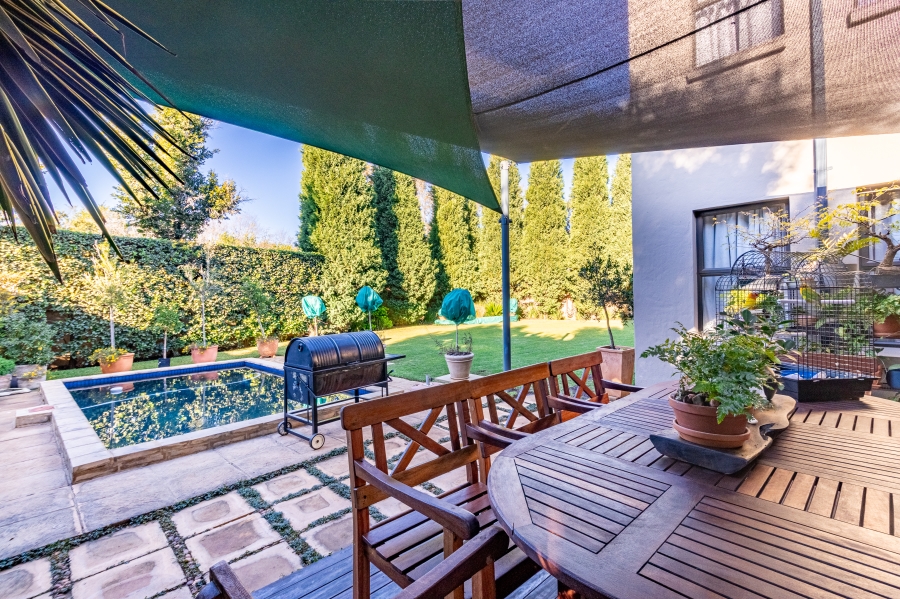 4 Bedroom Property for Sale in The Ridge Gauteng