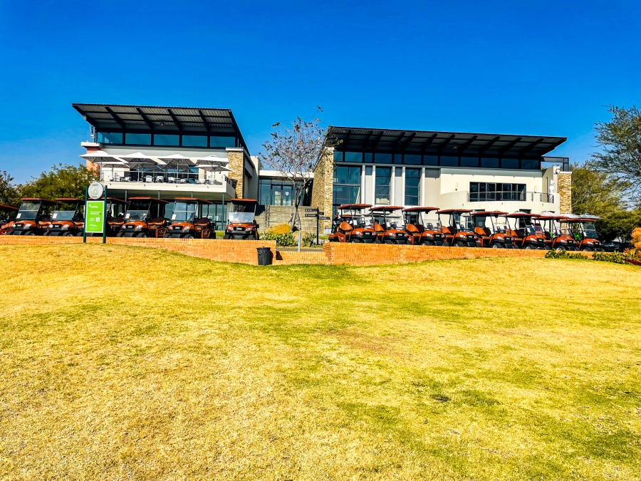 To Let 2 Bedroom Property for Rent in Jackal Creek Golf Estate Gauteng