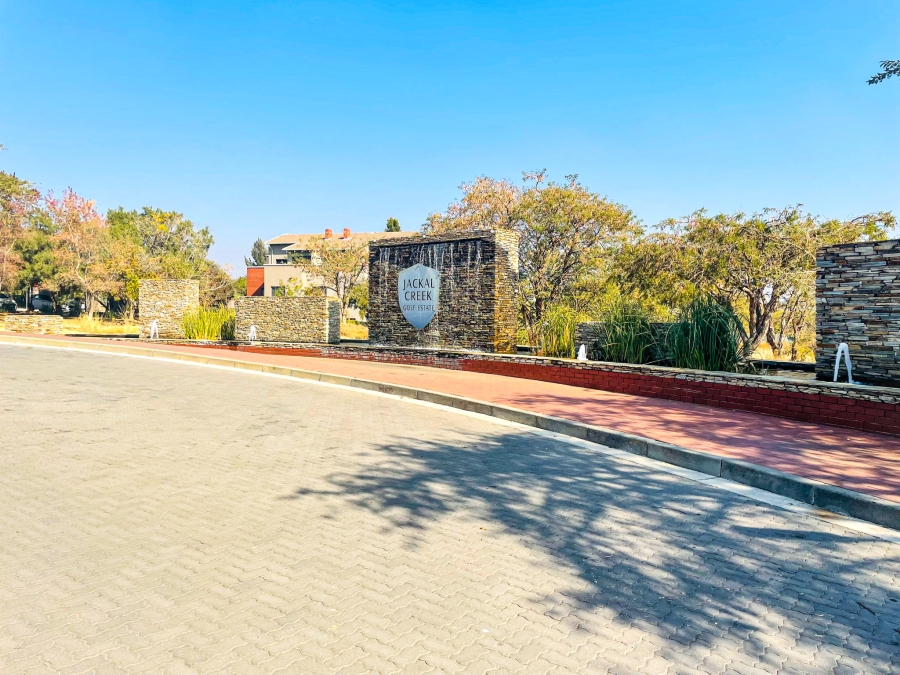 To Let 2 Bedroom Property for Rent in Jackal Creek Golf Estate Gauteng