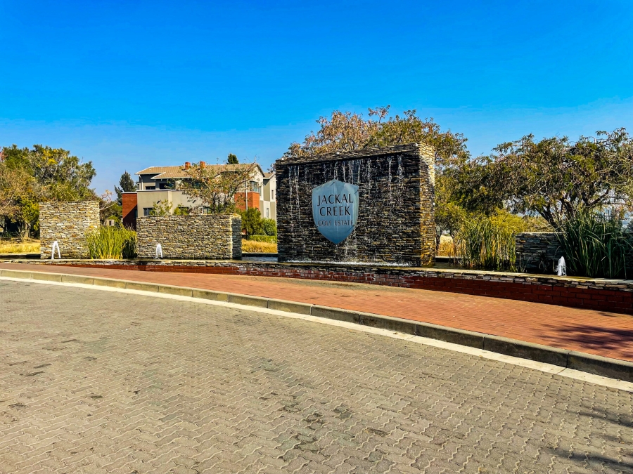 To Let 2 Bedroom Property for Rent in Jackal Creek Golf Estate Gauteng