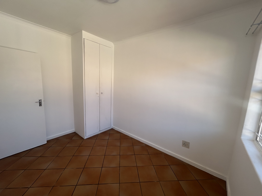 2 Bedroom Property for Sale in Vorna Valley Gauteng