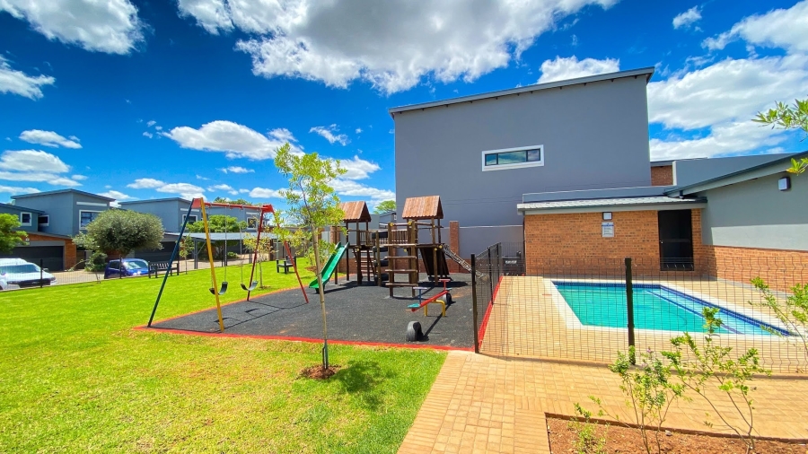 2 Bedroom Property for Sale in Montana Gauteng