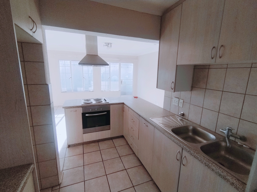 2 Bedroom Property for Sale in Edendale Gauteng