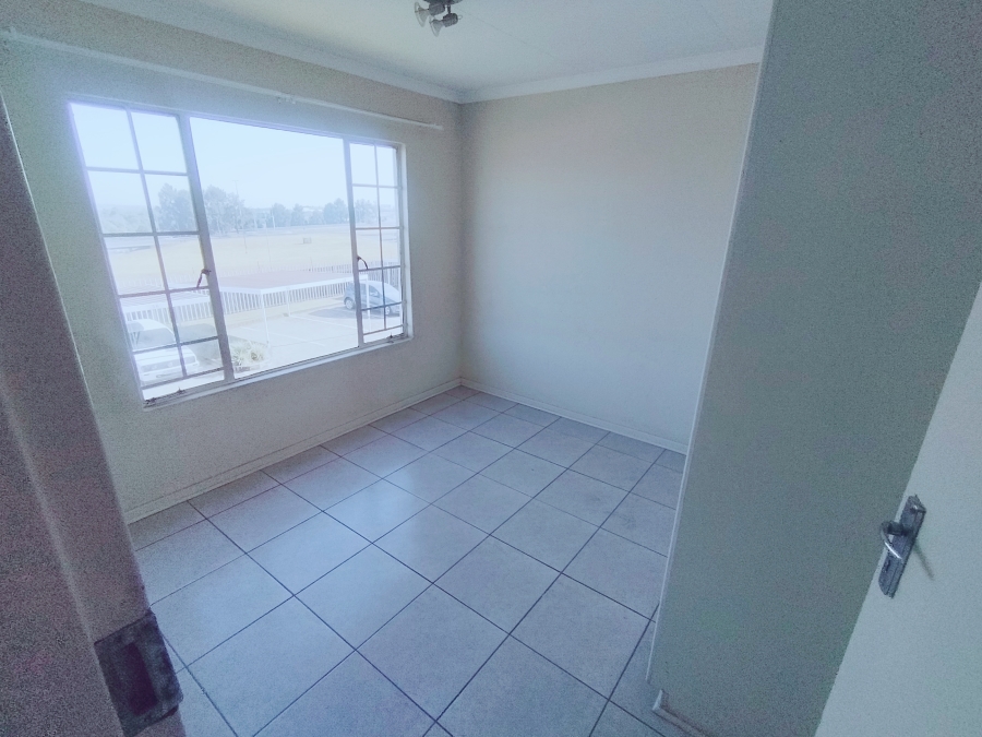 2 Bedroom Property for Sale in Edendale Gauteng