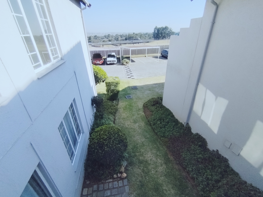 2 Bedroom Property for Sale in Edendale Gauteng