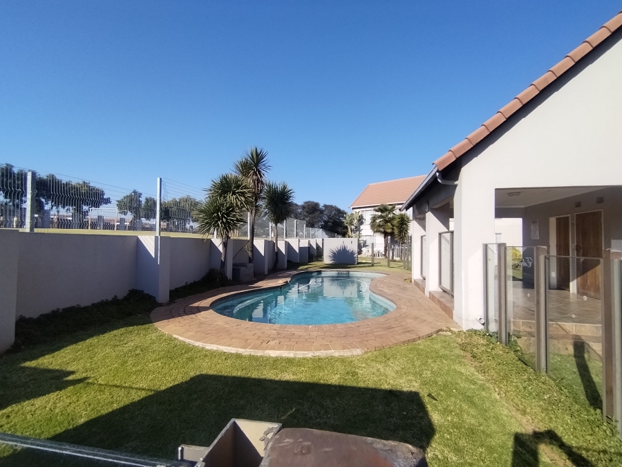 2 Bedroom Property for Sale in Edendale Gauteng