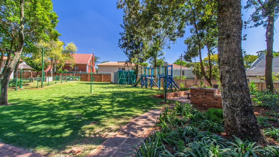 2 Bedroom Property for Sale in Bedfordview Gauteng