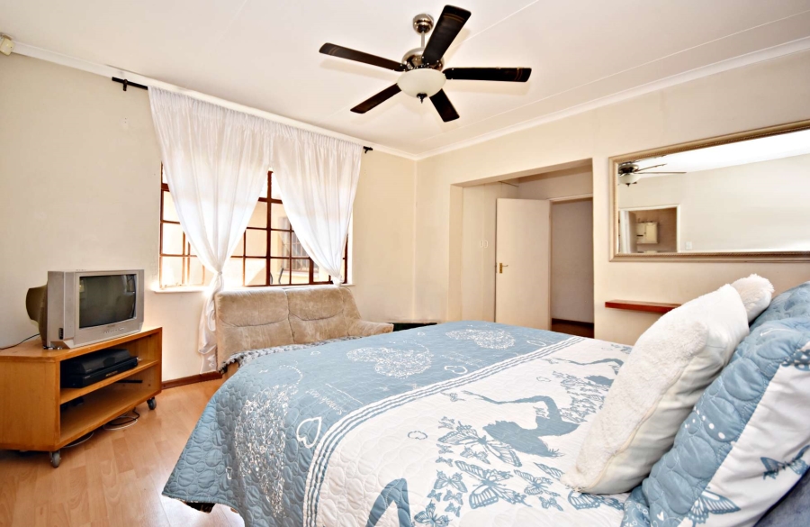 4 Bedroom Property for Sale in Olivedale Gauteng