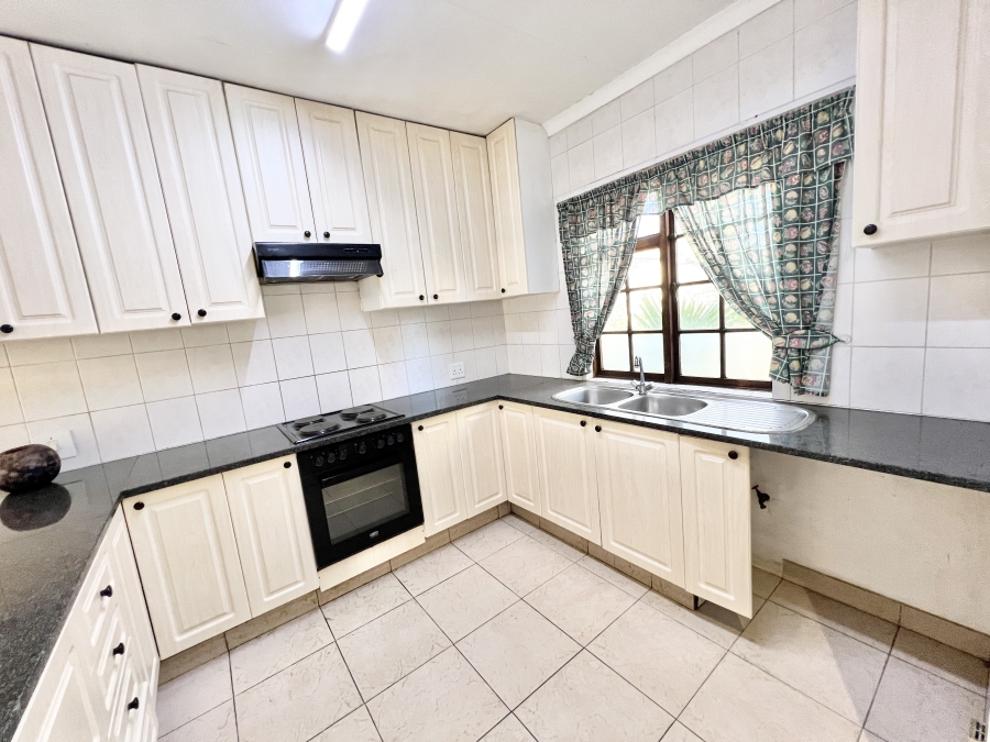 To Let 2 Bedroom Property for Rent in Carlswald Gauteng
