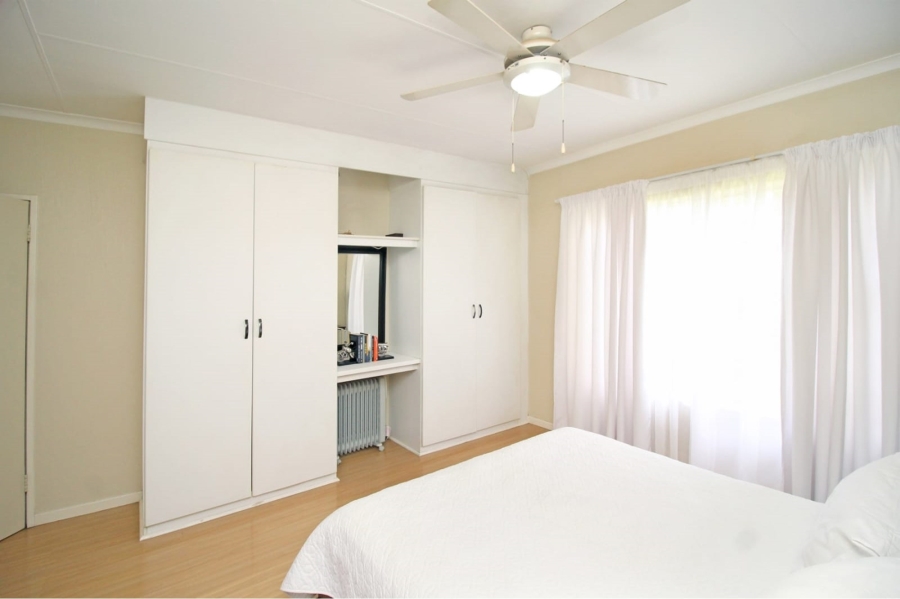 To Let 3 Bedroom Property for Rent in Thatchfield Cresent Gauteng
