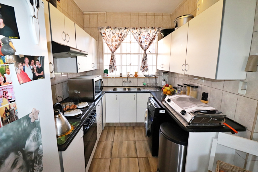 2 Bedroom Property for Sale in Sunnyridge Gauteng