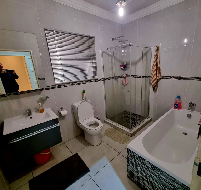 3 Bedroom Property for Sale in Sunnyridge Gauteng