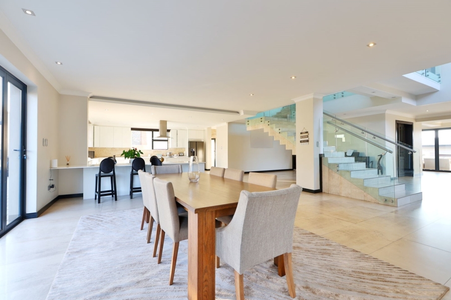 5 Bedroom Property for Sale in Waterfall Country Estate Gauteng